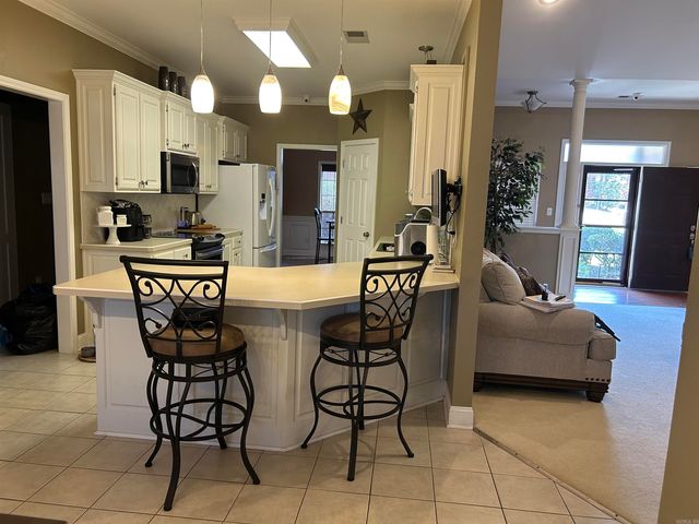 24 Ozark Drive, Maumelle, AR 72113