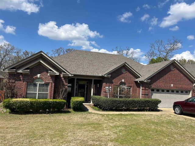 24 Ozark Drive, Maumelle, AR 72113