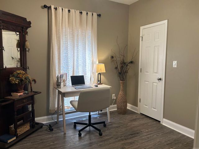 24 Ozark Drive, Maumelle, AR 72113