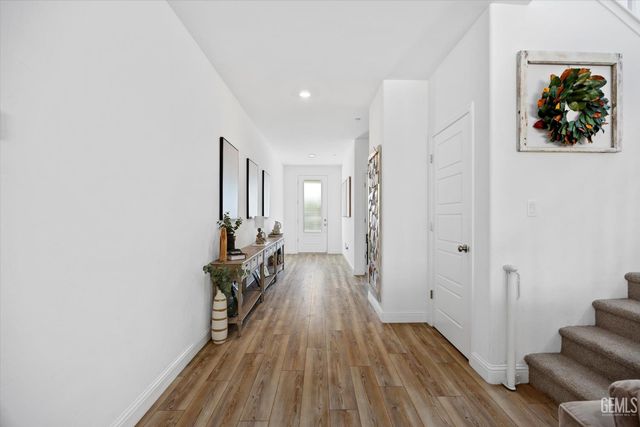 3310 Spruce Park Way, Shafter, CA 93263