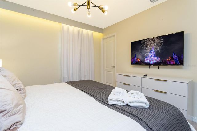 7256 OAKMOSS LOOP, Davenport, FL 33837