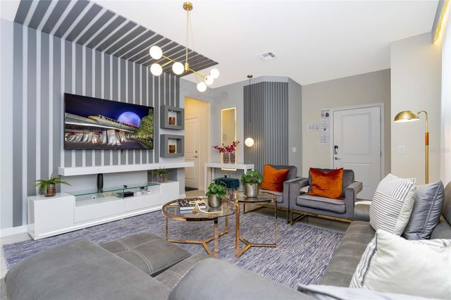 7256 OAKMOSS LOOP, Davenport, FL 33837