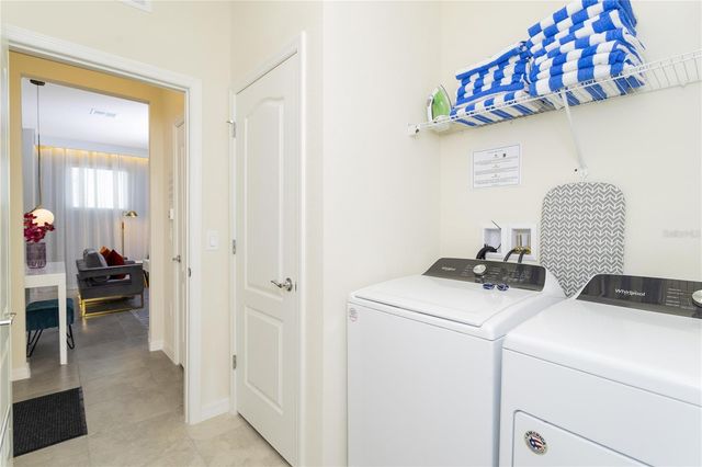 7256 OAKMOSS LOOP, Davenport, FL 33837