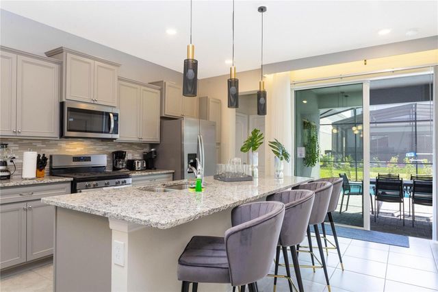 7256 OAKMOSS LOOP, Davenport, FL 33837