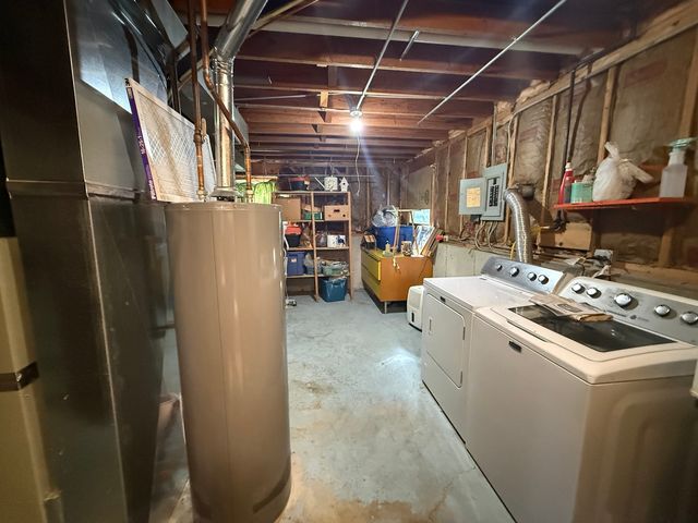 2505 Magnolia Lane, Lindenhurst, IL 60046