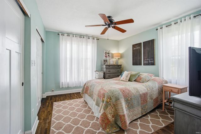 512 E Main Street, Gas City, IN 46933