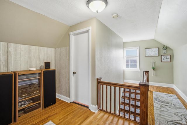 512 E Main Street, Gas City, IN 46933