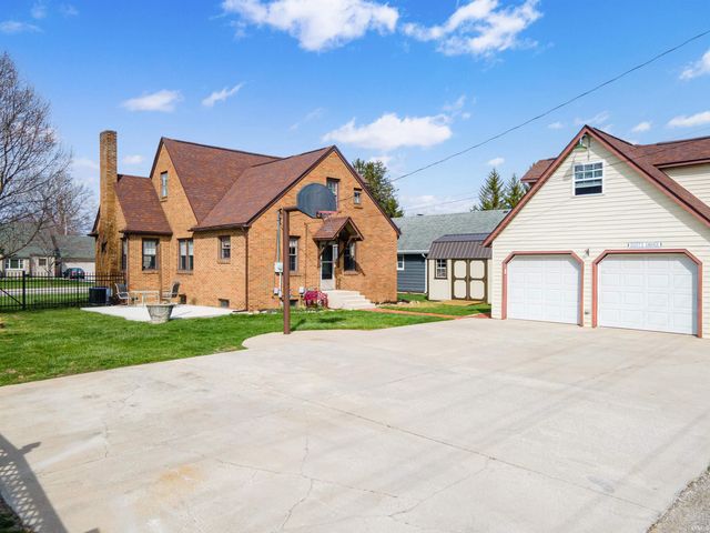 512 E Main Street, Gas City, IN 46933