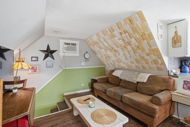 512 E Main Street, Gas City, IN 46933