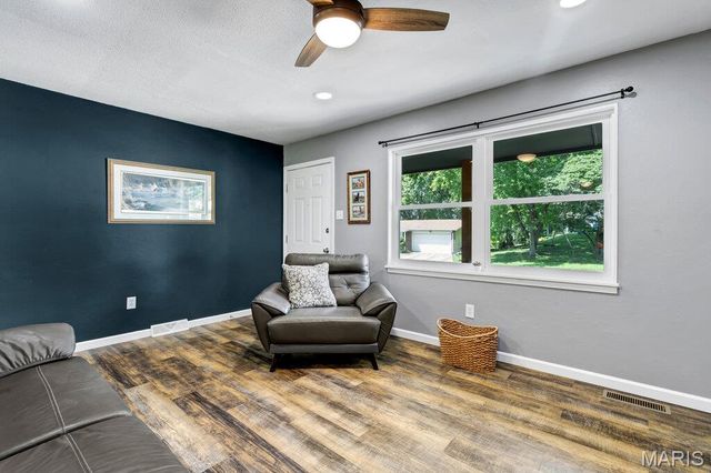 3348 Leverenz Drive, St Charles, MO 63301