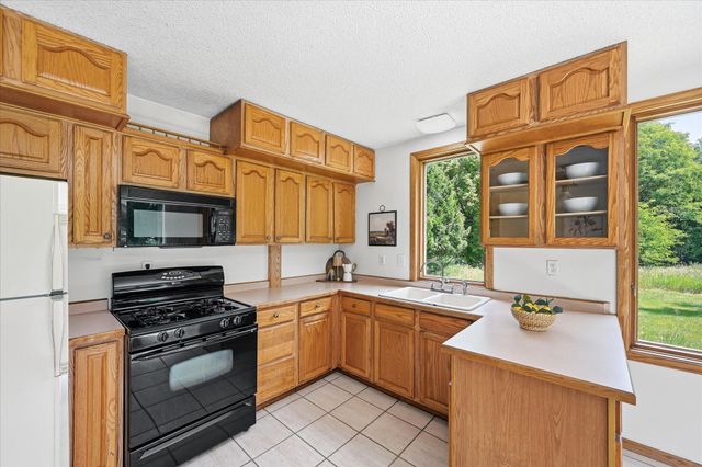 17701 Notre Dame Street NE, Columbus, MN 55025