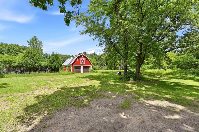 17701 Notre Dame Street NE, Columbus, MN 55025