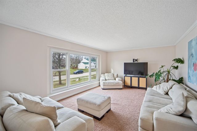 809 55th Street, West Des Moines, IA 50266