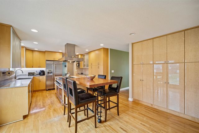 809 55th Street, West Des Moines, IA 50266