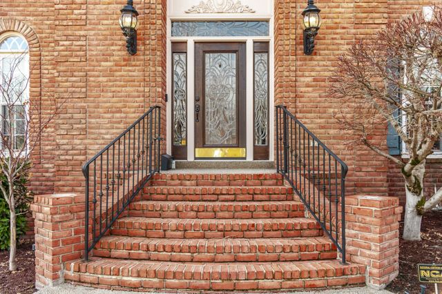 111 Governors Point Blvd, Hendersonville, TN 37075