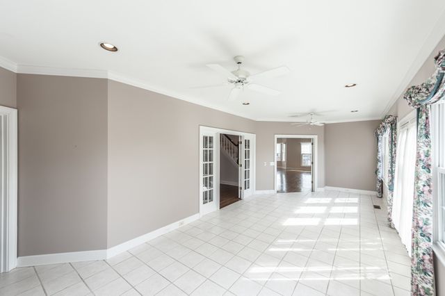 111 Governors Point Blvd, Hendersonville, TN 37075