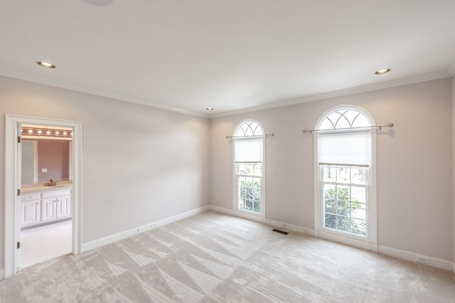 111 Governors Point Blvd, Hendersonville, TN 37075