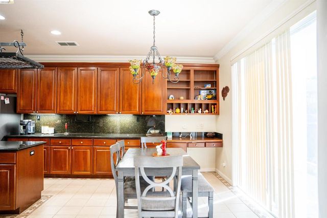 5230 E Henderson CT, Antioch, CA 94531