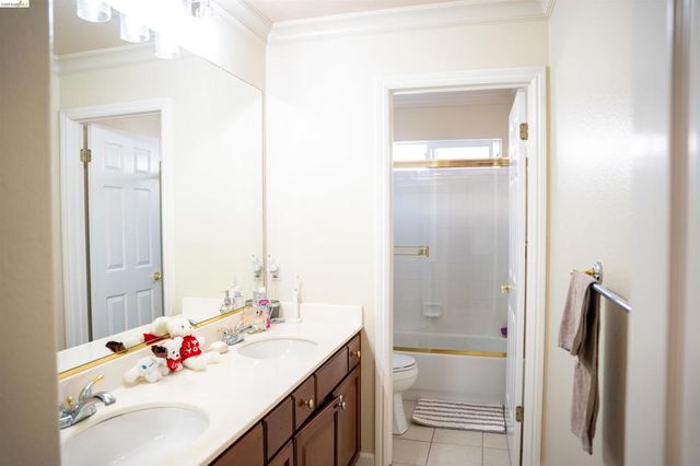 5230 E Henderson CT, Antioch, CA 94531