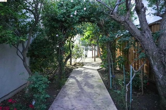 5230 E Henderson CT, Antioch, CA 94531