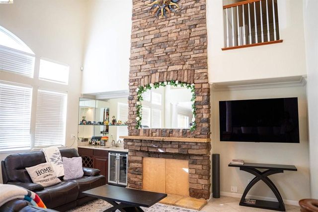 5230 E Henderson CT, Antioch, CA 94531