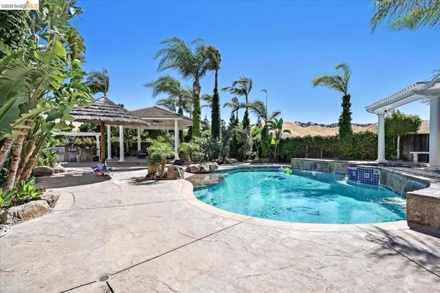 5230 E Henderson CT, Antioch, CA 94531