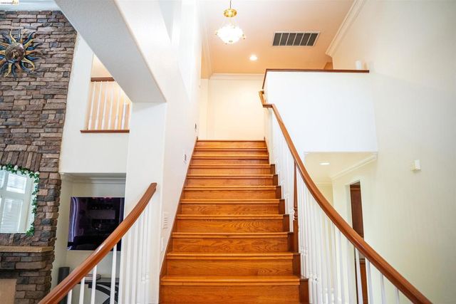 5230 E Henderson CT, Antioch, CA 94531