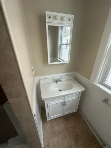 53 Bank 0, Attleboro, MA 02703