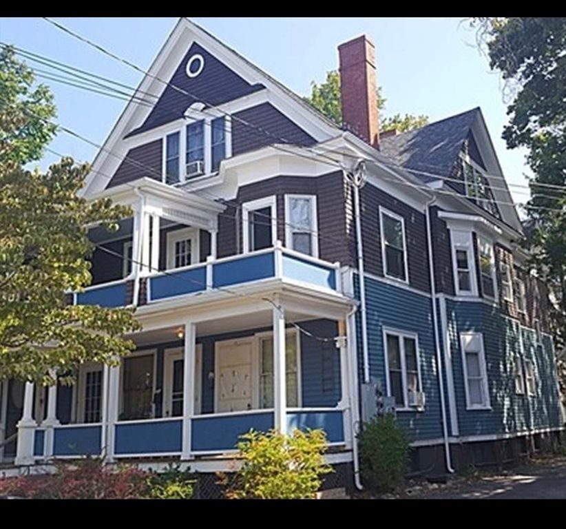 53 Bank 0, Attleboro, MA 02703