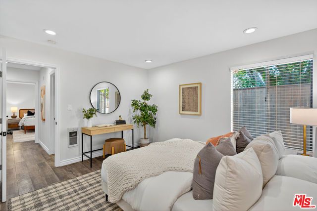 1125 Pico Boulevard 103, Santa Monica, CA 90405