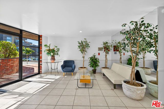 1125 Pico Boulevard 103, Santa Monica, CA 90405