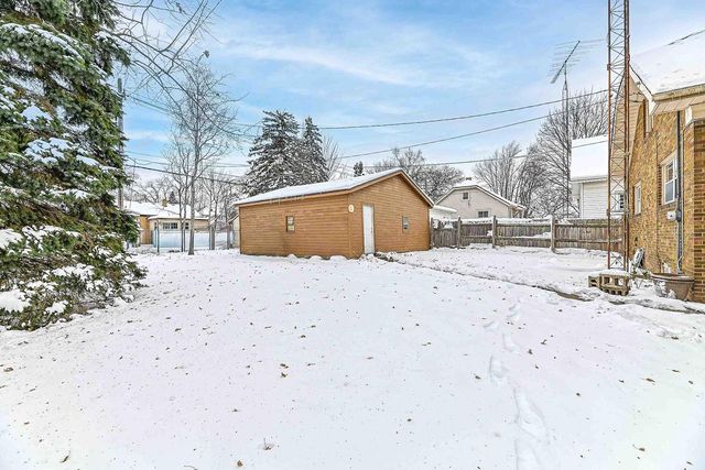 1516 Monroe AVENUE, Racine, WI 53405