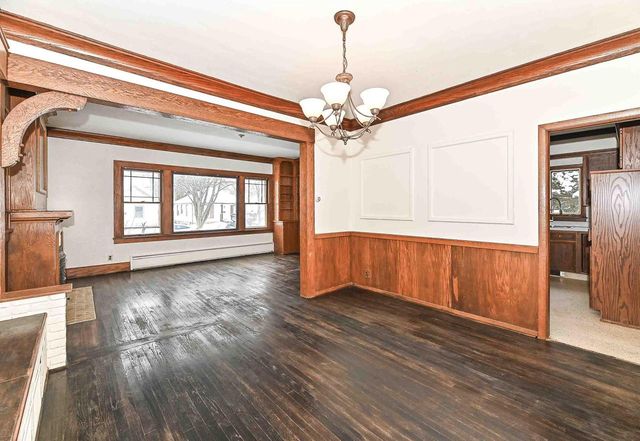 1516 Monroe AVENUE, Racine, WI 53405