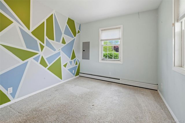 226 W 5th Street, Deer Park, NY 11729