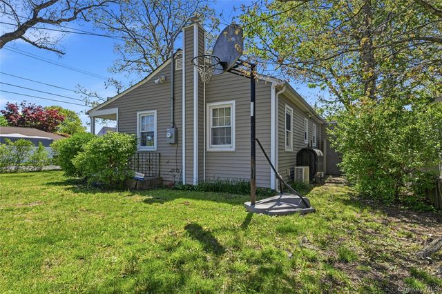 226 W 5th Street, Deer Park, NY 11729