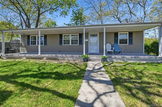 226 W 5th Street, Deer Park, NY 11729