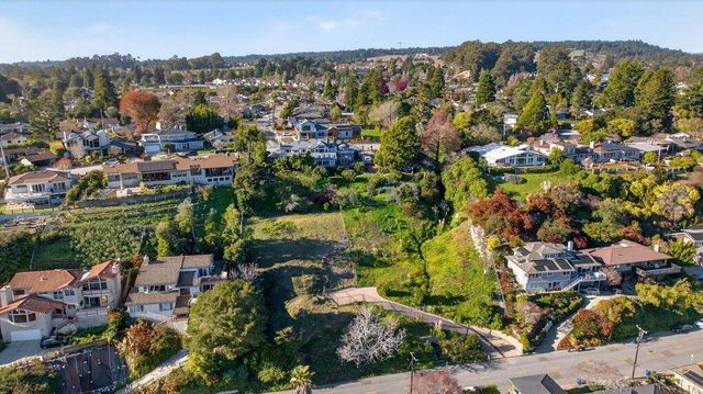 760 Escalona Drive, Santa Cruz, CA 95060
