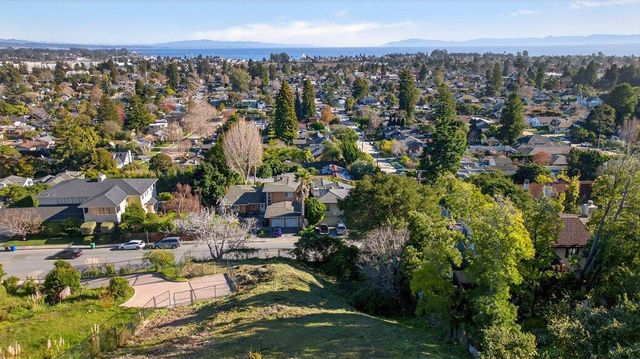 760 Escalona Drive, Santa Cruz, CA 95060