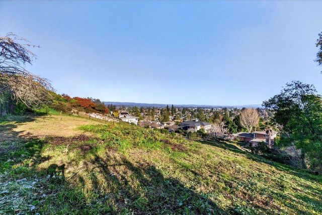 760 Escalona Drive, Santa Cruz, CA 95060