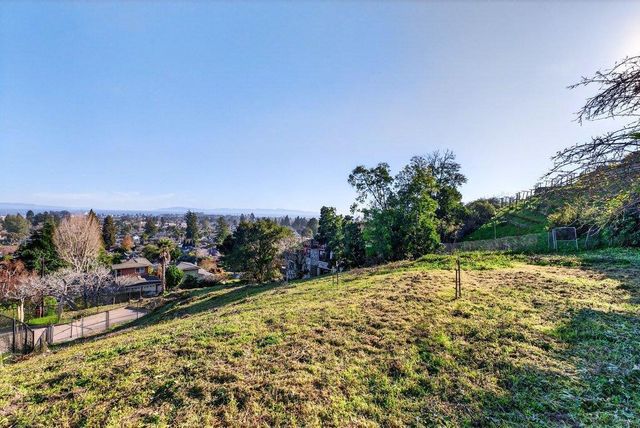 760 Escalona Drive, Santa Cruz, CA 95060