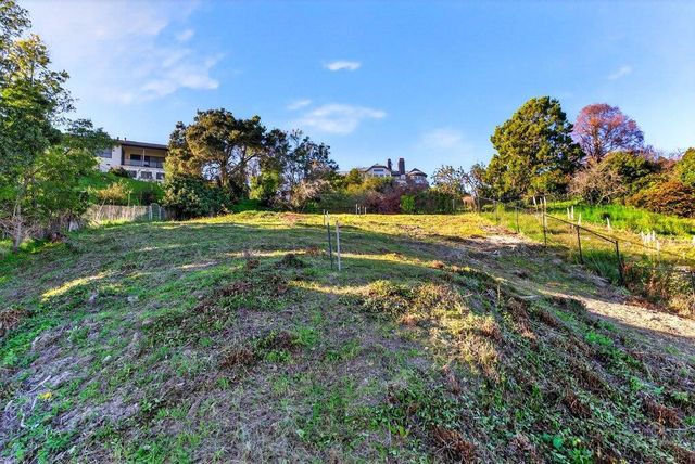 760 Escalona Drive, Santa Cruz, CA 95060