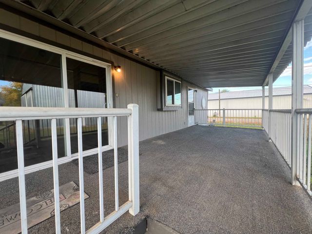 420 W 2nd Ave, Colville, WA 99114