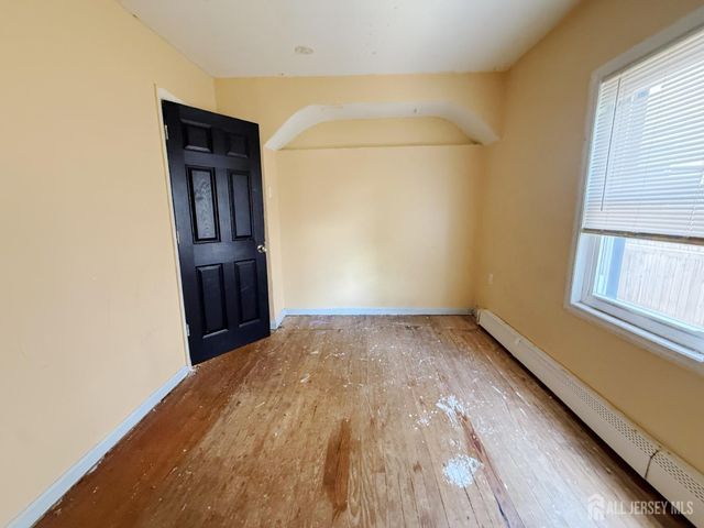 493 Miller Street, Perth Amboy, NJ 08861