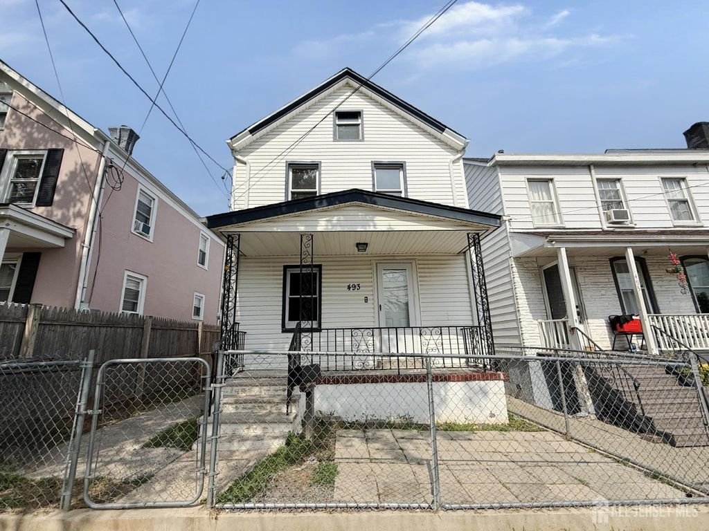 493 Miller Street, Perth Amboy, NJ 08861