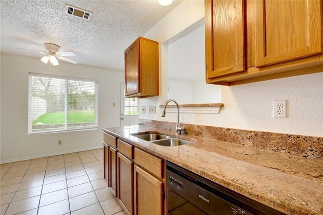 6102 Parkwood DR A, Austin, TX 78735