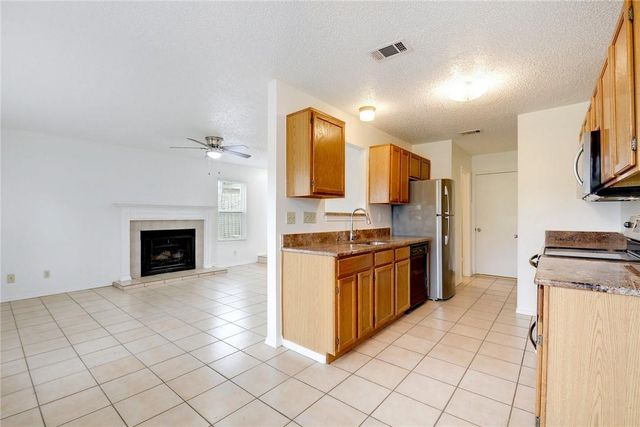 6102 Parkwood DR A, Austin, TX 78735
