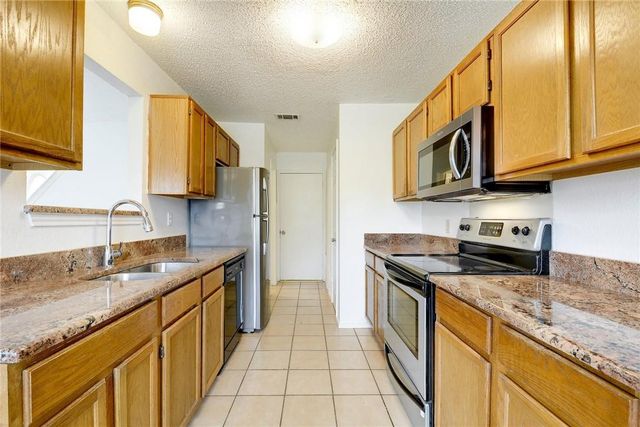 6102 Parkwood DR A, Austin, TX 78735