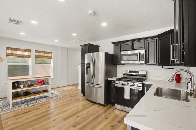 1206 Cleveland Street, Houston, TX 77019