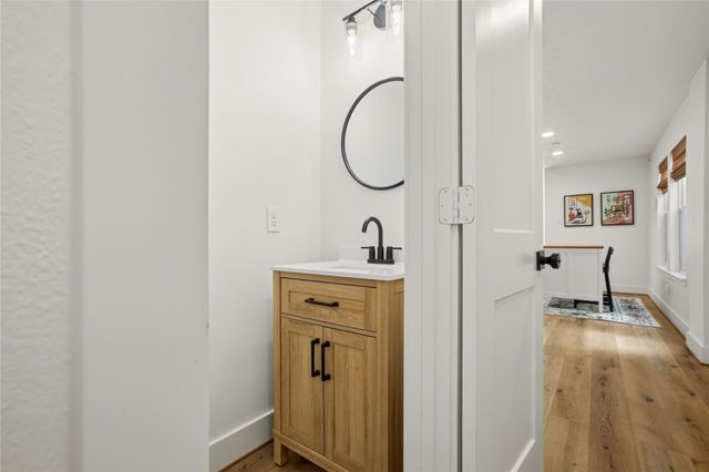 1206 Cleveland Street, Houston, TX 77019