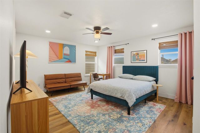 1206 Cleveland Street, Houston, TX 77019